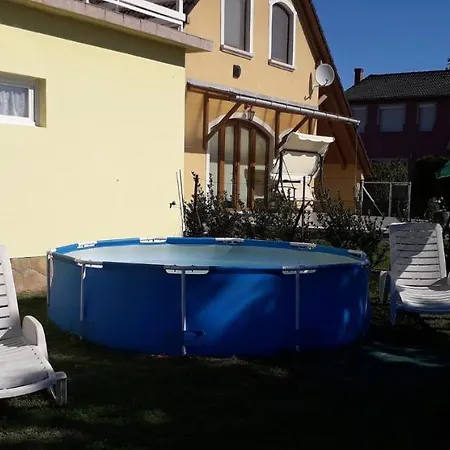 In 40449 Prázdninový dům Balatonlelle